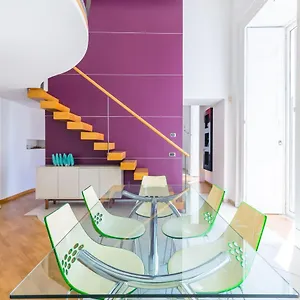 Design & Duplex At National Museum Apartament